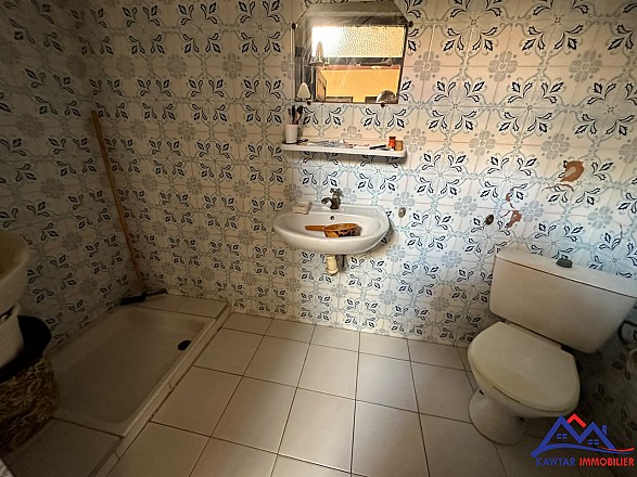 Grand riad titré à rénover à vendre – Quartier Kasbah 8