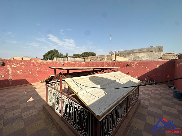 Grand riad titré à rénover à vendre – Quartier Kasbah 10