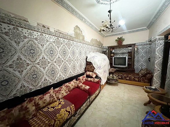 Grand riad titré à rénover à vendre – Quartier Kasbah 11