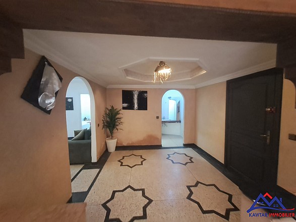 Appartement spacieux à rénover à Gueliz 2