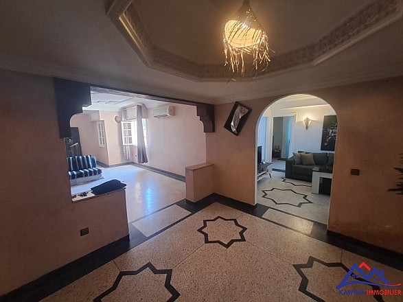 Appartement spacieux à rénover à Gueliz 3
