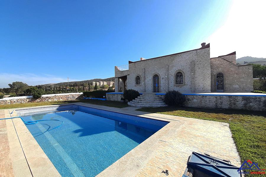 Belle villa avec vue sur mer