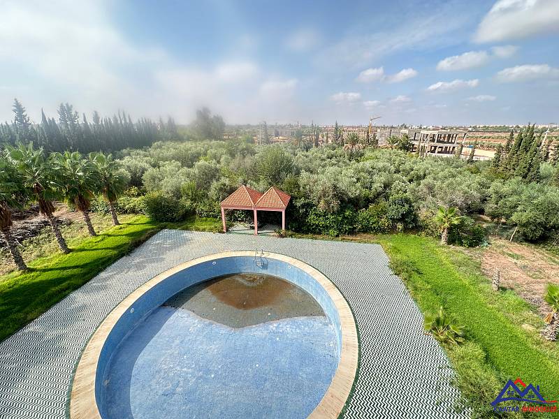 Villa Prestige à Chrifia