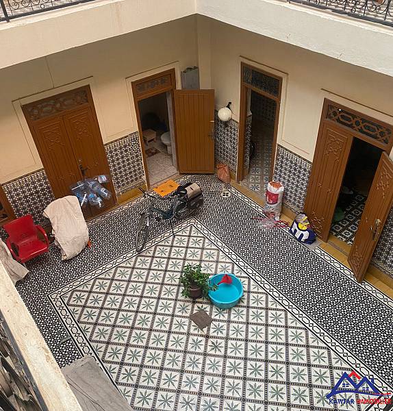 Riad à rénover à la Médina - Titré