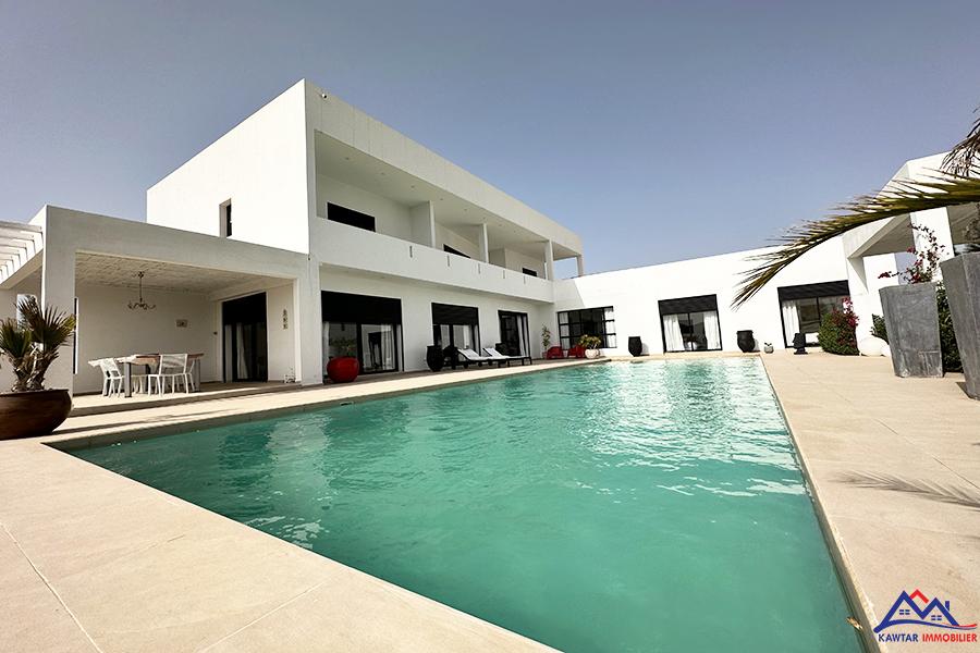 Villa de Prestige à 10 Minutes d’Essaouira – Luxe, Sérénité et Prestations Haut de Gamme