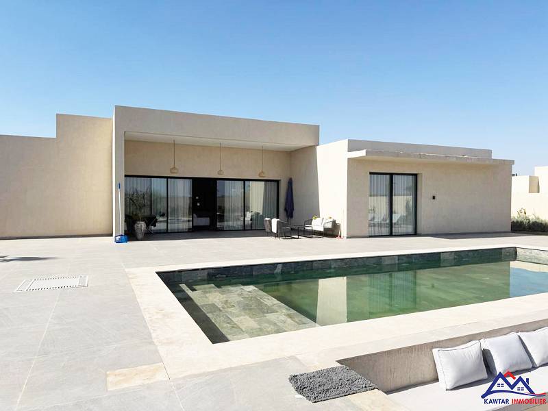 VILLA A VENDRE - ROUTE DE OUARZAZAT